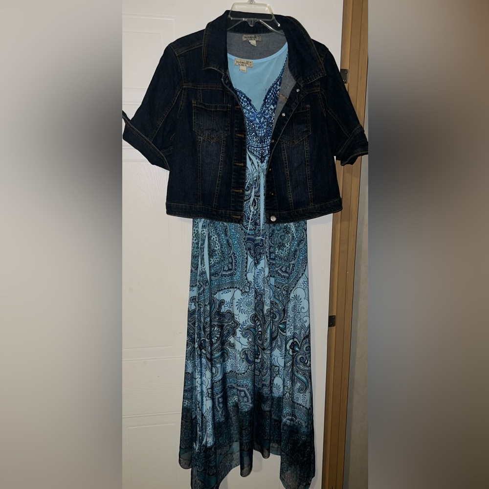 One World Sleeveless Sun Dress with short sleeve denim jacket, size M